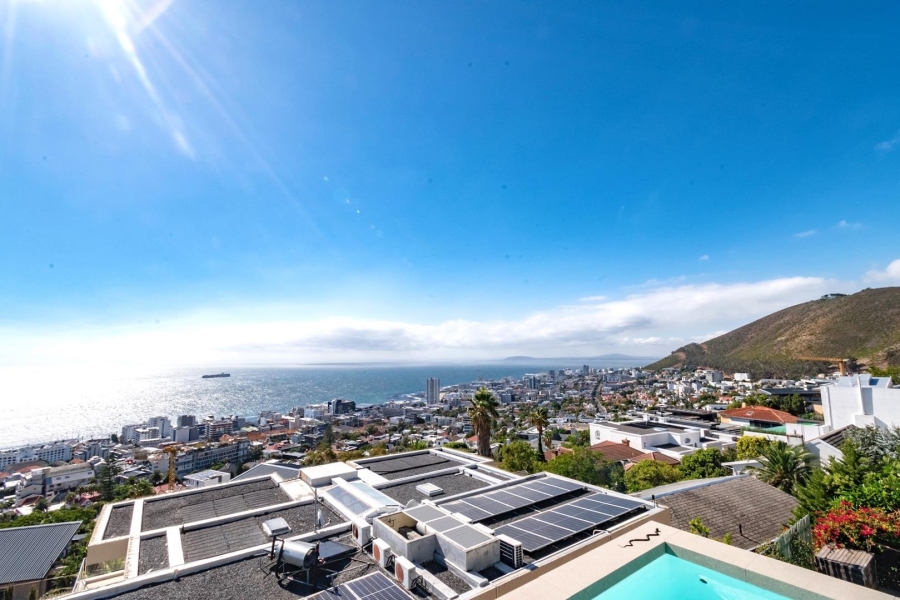 3 Bedroom Property for Sale in Fresnaye Western Cape